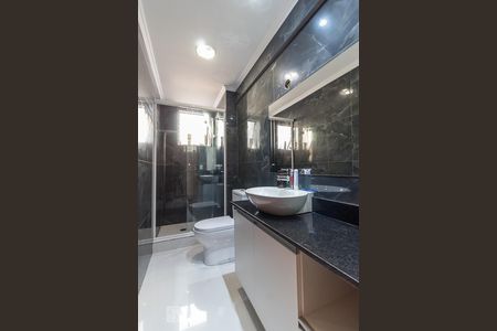 Apartamento à venda com 85m², 2 quartos e 2 vagas Apartamento à venda com 85m², 2 quartos e 2 vagasBanheiro