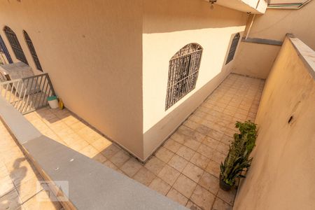 Casa à venda com 300m², 3 quartos e 3 vagas Casa à venda com 300m², 3 quartos e 3 vagasQuintal