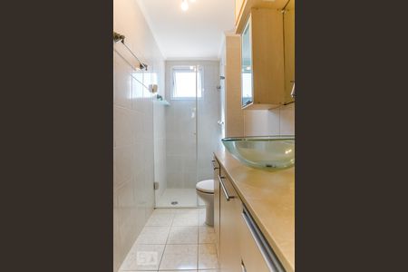 Apartamento à venda com 72m², 2 quartos e 2 vagas Apartamento à venda com 72m², 2 quartos e 2 vagasBanheiro