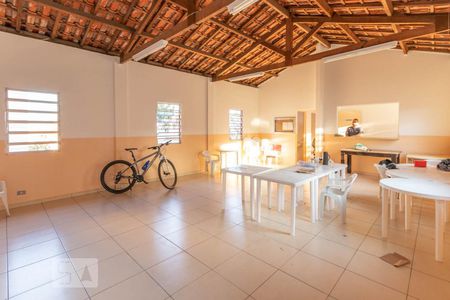 Apartamento à venda com 50m², 2 quartos e 1 vaga Apartamento à venda com 50m², 2 quartos e 1 vagaSalão de festas