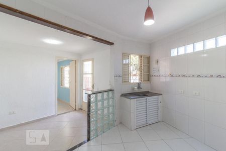 Cozinha de casa para alugar com 1 quarto, 50m² em Vila Aurora (zona Norte), São Paulo