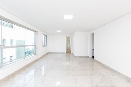 Apartamento para alugar com 4 quartos, 120m² em Buritis, Belo Horizonte