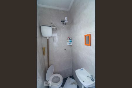 Casa à venda com 110m², 3 quartos e 1 vaga Casa à venda com 110m², 3 quartos e 1 vagaBanheiro