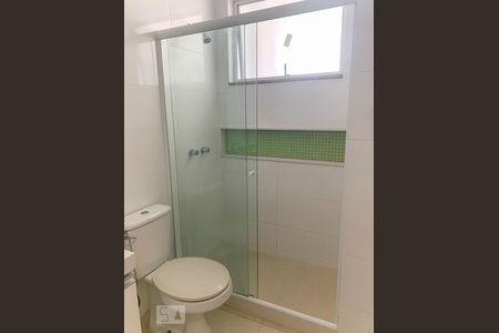 Banheiro de apartamento para alugar com 2 quartos, 80m² em Cachambi, Rio de Janeiro