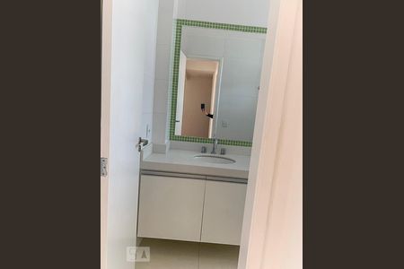 Banheiro de apartamento para alugar com 2 quartos, 80m² em Cachambi, Rio de Janeiro