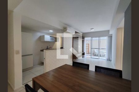 Sala de apartamento para alugar com 2 quartos, 110m² em Recreio dos Bandeirantes, Rio de Janeiro