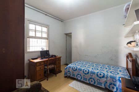 Casa à venda com 210m², 3 quartos e 4 vagasQuarto 2 - Suíte