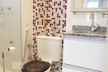 Banheiro da Suíte de apartamento para alugar com 2 quartos, 62m² em Jardim São Savério, São Paulo