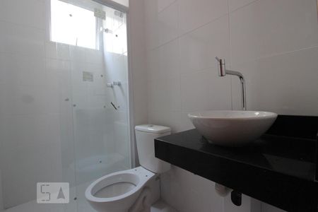 Banheiro de apartamento à venda com 2 quartos, 46m² em Jardim Íris, São Paulo