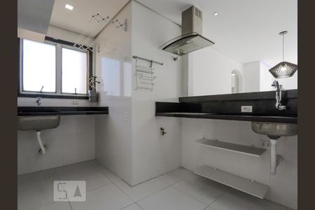 Apartamento à venda com 2 quartos, 50m² em Vila Gumercindo, São Paulo