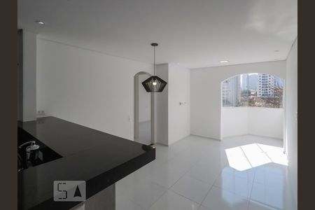 Apartamento à venda com 2 quartos, 50m² em Vila Gumercindo, São Paulo