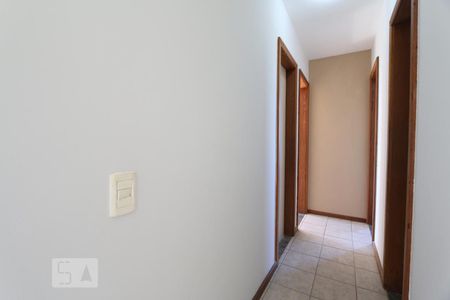 Corredor de apartamento à venda com 3 quartos, 85m² em Pechincha, Rio de Janeiro