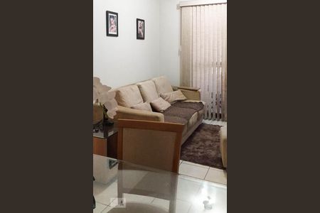 Sala  de apartamento para alugar com 1 quarto, 41m² em Vila Bertioga, São Paulo