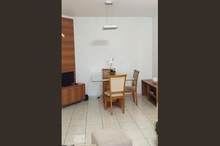 Sala  de apartamento para alugar com 1 quarto, 41m² em Vila Bertioga, São Paulo