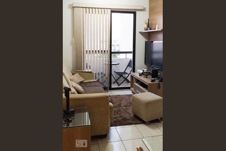 Sala  de apartamento para alugar com 1 quarto, 41m² em Vila Bertioga, São Paulo