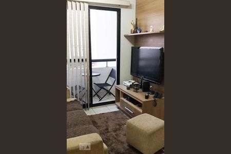 Sala  de apartamento para alugar com 1 quarto, 41m² em Vila Bertioga, São Paulo