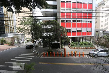 Apartamento à venda com 230m², 3 quartos e 1 vagaVista