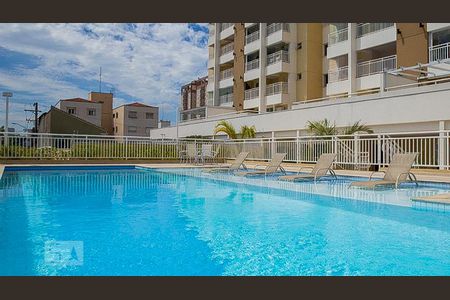 Apartamento à venda com 58m², 2 quartos e 2 vagas Apartamento à venda com 58m², 2 quartos e 2 vagasÁrea comum - Piscina