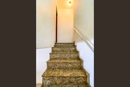 Acesso piso Superior de casa para alugar com 3 quartos, 167m² em Vila Moreira, Guarulhos