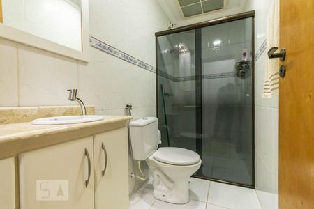 Casa à venda com 190m², 4 quartos e 4 vagas Casa à venda com 190m², 4 quartos e 4 vagasBanheiro