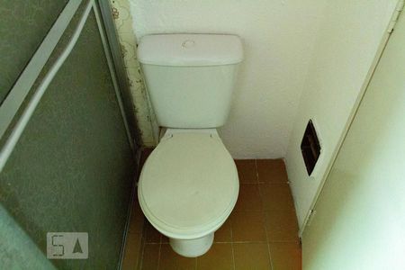 Banheiro de apartamento para alugar com 2 quartos, 59m² em Jardim Botânico, Porto Alegre