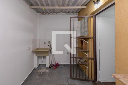Casa para alugar com 150m², 2 quartos e 2 vagas Casa para alugar com 150m², 2 quartos e 2 vagasÁrea de Serviço