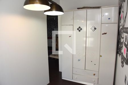 Apartamento à venda com 70m², 2 quartos e 2 vagasQuarto 2