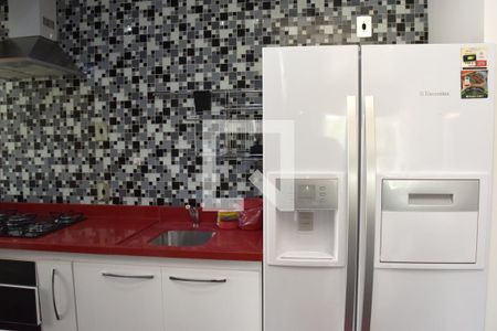 Apartamento à venda com 70m², 2 quartos e 2 vagasCozinha