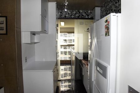 Apartamento à venda com 70m², 2 quartos e 2 vagasCozinha