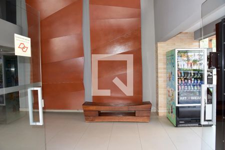 Apartamento à venda com 70m², 2 quartos e 2 vagasHall social