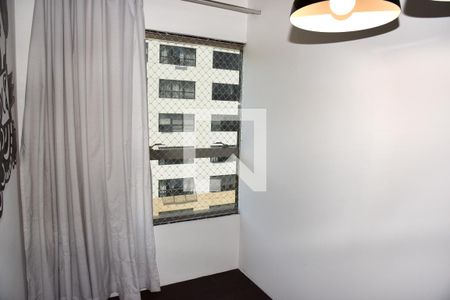 Apartamento à venda com 70m², 2 quartos e 2 vagasQuarto 2