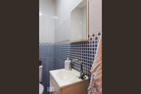 Casa à venda com 140m², 3 quartos e 2 vagasLavabo