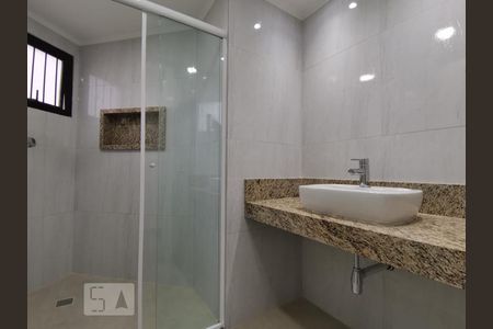Apartamento à venda com 200m², 4 quartos e 3 vagas Apartamento à venda com 200m², 4 quartos e 3 vagasBanheiro