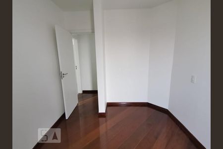 Apartamento à venda com 200m², 4 quartos e 3 vagas Apartamento à venda com 200m², 4 quartos e 3 vagasSala