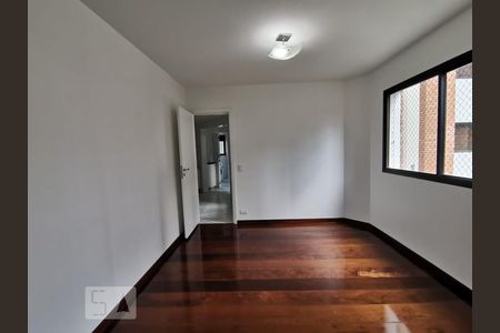 Apartamento à venda com 200m², 4 quartos e 3 vagas Apartamento à venda com 200m², 4 quartos e 3 vagasSala