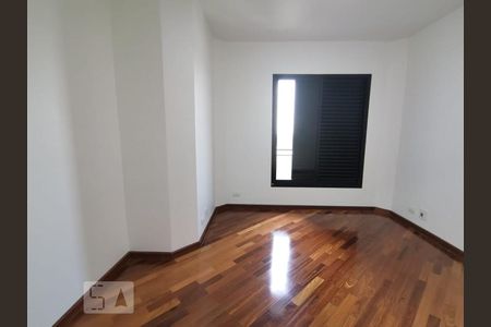 Apartamento à venda com 200m², 4 quartos e 3 vagas Apartamento à venda com 200m², 4 quartos e 3 vagasQuarto
