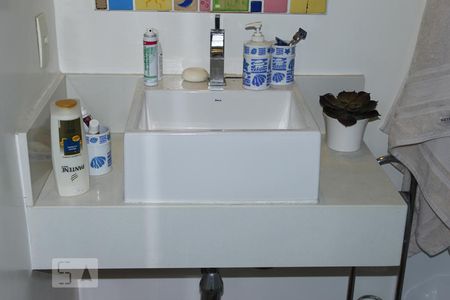 Apartamento à venda com 134m², 3 quartos e sem vagaBanheiro 2