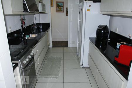 Apartamento à venda com 134m², 3 quartos e sem vagaCozinha