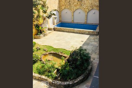 Casa à venda com 470m², 4 quartos e 7 vagas Casa à venda com 470m², 4 quartos e 7 vagasLago
