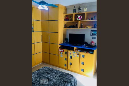 Casa à venda com 470m², 4 quartos e 7 vagas Casa à venda com 470m², 4 quartos e 7 vagasQuarto Suíte 3