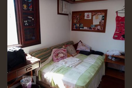 Casa à venda com 200m², 3 quartos e 1 vaga