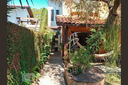 Casa à venda com 200m², 3 quartos e 1 vaga