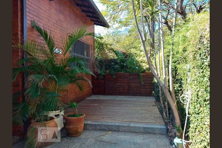 Casa à venda com 200m², 3 quartos e 1 vaga