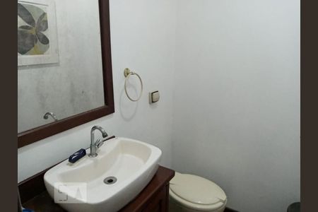 Casa à venda com 200m², 3 quartos e 1 vaga