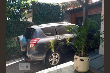 Casa à venda com 200m², 3 quartos e 1 vaga
