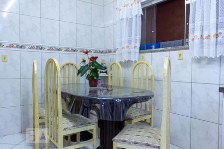 Casa à venda com 200m², 3 quartos e 4 vagasCozinha