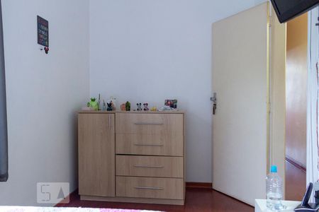 Casa à venda com 200m², 3 quartos e 4 vagasQuarto 2
