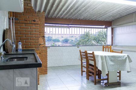 Casa à venda com 200m², 3 quartos e 4 vagasChurrasqueira