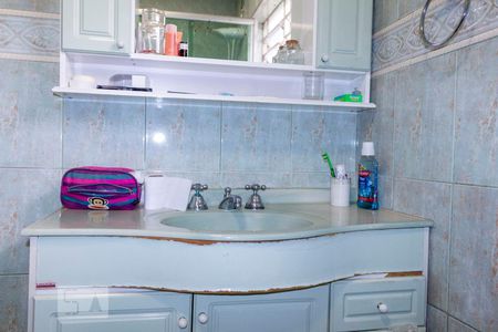 Casa à venda com 200m², 3 quartos e 4 vagasBanheiro social 1