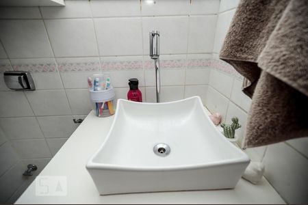 Apartamento à venda com 78m², 2 quartos e 1 vagaBanheiro